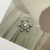 Nuevos Accesorios de Aleación de Margarita, Adornos Personalizados de Copo de Nieve Incrustados con Diamantes, Accesorios para el Cabello Hechos a Mano, Flores para Zapatos, Materiales para Ropa DIY
