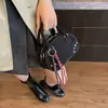 Bolsa Pequena de Camurça de Luxo para Mulheres 2025 Nova Tendência Versátil Bolsa Transversal Elegante da Moda Bolsa Saco Almofada