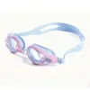 Gafas de natación profesionales para adolescentes, con lentes de alta definición, tecnología antivaho y un diseño cómodo que no presiona.. Estas gafas de montura pequeña son ideales para el entrenamiento competitivo y la natación.