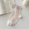 Calcetines de Malla de Verano para Mujer Calcetines Holgados Finos de Media Caña Sin Costuras Color Sólido Blanco Versátiles Calcetines de Algodón de Media Longitud