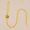 Pingentes de nó chinês, incluindo o design de nó "Tongxin", disponíveis em uma gama completa de cores. Marcadores de página de tamanho pequeno com pingentes de nó chinês. Fabricante de nós chineses