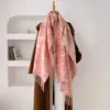 Cachecol Maillard com Franjas Abstratas de Coração Dupla Face para Mulheres Outono Inverno Quente Espessado Atmosfera Retrô Grande Xale Atacado