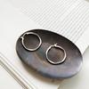 Plata de Ley 925 Aretes Coreanos K-Style Femeninos Bosque Mobius Esmerilados Aretes Elegantes Coreanos Populares