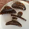 Pinza de tiburón de acetato serie marrón oscuro Maillard de alta calidad, percha de una palabra, pasador de otoño e invierno, accesorios para el cabello de la parte trasera de la cabeza femenina
