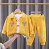 Conjunto de Primavera para Niños 2026 Nuevo Elegante Casual Dibujos Animados Solapa Moda Conjunto de Tres Piezas para Niños Geniales