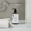 Shampoo, Gel de Banho e Higienizador de Mãos Descartáveis com Aroma de Sândalo Aconchegante para Hotel, Hotelaria e Pousadas Podem Ser Vendidos no Atacado