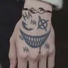 Pegatinas de Tatuaje Divertidas de Hierbas Patrón de Cara Sonriente Divertida Estrella Brazo Muñeca Pegatinas Personalizadas de Moda Venta al por Mayor Directamente de la Fuente