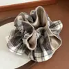 Goma para el pelo de estilo universitario coreano, versátil, cálida, cepillada, a cuadros, de doble capa, para mujer, accesorio para el pelo floral grande