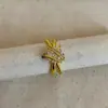 Anillo de Diamante Azul Entrelazado de Glaciar de Gama Alta para Mujer, Lujo Accesible, Dulce Elegante, Anillo de Moda y Versátil