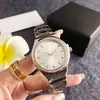 Elegante Relógio Feminino Dourado Rosé com Mostrador Branco e Pulseira de Aço Totalmente Diamantada, Relógio Feminino Elegante e Moderno com Pulseira de Aço