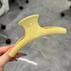 Pinza de tiburón voluminosa de moda con forma de calabaza para mujer, estilo básico minimalista, sensación de alta gama, pinza de garra linda de nicho para la parte posterior de la cabeza