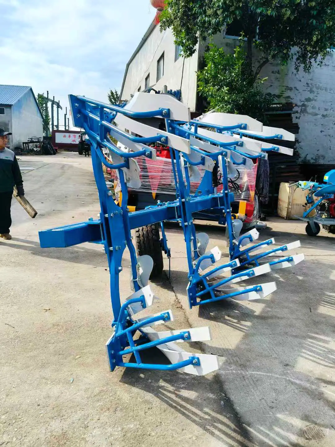 360液压翻转犁 2