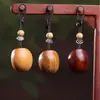 Centenas de Pingentes de Bolsa Tecidos à Mão, Pingentes Deslumbrantes de Jacarandá, Chaveiros de Cabacinha, Pingentes para Celular, Pontos Turísticos