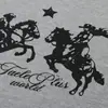 Camiseta de manga larga raglán con bloques de color y estampado de estrellas para hombre, estilo urbano con estampado de personaje de caballero, top casual de cuello redondo para primavera y otoño