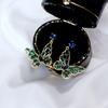 Encaje Estilo Francés Mariposa Nicho Diseñador Aretes Huecos Aretes de Lujo Ligero para Mujer Aretes de Moda de Internet Aretes de Pin de Plata de Alta Gama