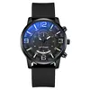 Relógios Masculinos em Estoque Atacado Transfronteiriço Decorativos de Mostrador Grande Luz Azul Esportivo Quartzo Silicone para Homens com Sensação de Alto Padrão