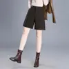 Shorts de lana para mujer, nuevo estilo otoño/invierno 2026, de cintura alta, línea A, pierna ancha, adelgazantes, versátiles, pantalones bootcut de lana, ropa exterior casual
