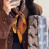 ¡Mantente Caliente con un Toque de Sofisticación! Bufanda Suave de Cuadros Retro Melard para Mujer, Bufanda Triangular de Alto Gama para Otoño e Invierno, Accesorio Decorativo
