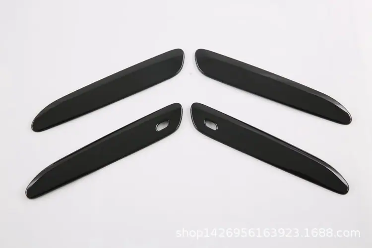 M黑 (4).jpg