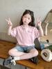 Blusas Bordadas de Manga Curta para Crianças, Camisetas da Moda para Meninas Estrelas da Internet, Roupas de Manga Curta para Crianças Maiores, Novos Estilos de Verão 2025 para Meninas