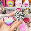 Venta Caliente Transfronteriza Día de San Valentín Temática de Amor Acrílico Resina Una Cara Dibujos Animados Abeja Moño Cápsula Accesorios