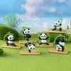 Adornos Pequeños de Resina de Panda de Bambú Estilo Chino Personalizados Kung Fu Artes Marciales Tai Chi Figuras de Panda Paisaje Escénico Micro-Paisaje de Musgo