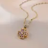 Collar de Flor de la Suerte Morada Giratoria para Mujer Cadena para Clavícula de Acero de Titanio Celebridad de Internet Combinación Perfecta Colgante Distintivo Estilo Nuevo