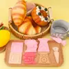Serie de Herramientas para Hornear Microondas Dibujos Animados 3D Molde para Galletas Batidora DIY Impresión de Simulación
