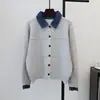 Cárdigan de Punto Patchwork de Mezclilla Falso Dos Piezas con Cuello Solapa para Mujer, Nuevo Estilo Otoño 2026, Abrigo Suéter Versátil de Gama Alta para el Trabajo