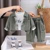Elegante Conjunto de Otoño para Niños 2025 Nuevo Conjunto Casual de Tres Piezas de Mezclilla con Estampado de Letras para Niños