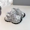 Zapatos de Papá de Moda Versátiles para Niñas 2026 Verano Nuevo Estilo Zapatos Deportivos de Malla Transpirable para Niños Mayores Calzado Casual
