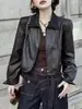 Jaqueta de Couro Curta Casual Patchwork de Jeans com Gola Reversível para Mulheres Nova Versátil para Mulheres Baixas Primavera e Outono 2026