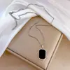 Nuevo Collar Cuadrado Geométrico Dorado de Moda Personalizado para Hombres y Mujeres Moda Cadena para Clavícula Versátil Colgante Wushi Pai