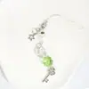 Cadena para Teléfono Hecha a Mano con Cuentas de Trébol Verde de Cuatro Hojas, Cadena Estilo Ins Floral, Cadena para Auriculares con Cuentas, Portatarjetas, Colgante para Cuaderno