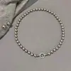 Cadena de suéter de perlas diseño de minoría femenina sentido 2024 nuevas explosiones Shi Jia collar de perlas cadena senior para clavícula