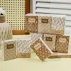 Lenços de Papel Estampados em Desenho Animado para Estudantes e Crianças, Guardanapos Molháveis, Pequenas Bolsas Coloridas Portáteis, Fofos