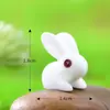 Materiales para terrario de musgo, figura de conejo rojo y blanco de resina, montaje DIY, pieza decorativa pequeña, bonsái, divertido y creativo
