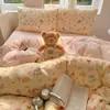 Conjunto de Roupa de Cama de Lã de Leite Desenho Animado 2026 Novo Dormitório Estudantil Conjunto de Três Peças com Fronha e Lençol com Fronha de Lã Coral Dupla Face