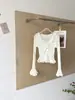 Puro Deseo Estilo Chica Picante Suéter de Punto de Manga Larga para Mujer Otoño Invierno Nuevo Cuello con Volantes Adelgazante Chic Top Corto