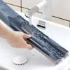 Tira de isolamento de fresta de porta à prova de poeira e vento tira de vedação inferior de porta tira de vedação de fresta de porta e janela à prova de som adesivo de tira bloqueador de vento de fresta de porta