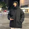 Chamarra de algodón con relleno de plumas para hombre, marca moderna estilo americano, modelo nuevo de invierno, color liso, cálida, con capucha, gruesa, corte holgado