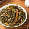Pele de Pepino Crocante, Fresca e Crocante, Não Mole ou Papa, Versátil para Acompanhar Refeições, com Cada Mordida Cheia de Sabor, Refrescante e Fragrante, Perfeita para Aliviar a Oleosidade e Realçar a Refeição
