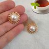 Nuevos aretes dulces elegantes elegantes elegantes borde simple aretes de perlas para mujer