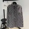 2025 Camisa da Moda Tendência Nova Primavera Retrô Jovem Popular Masculina Artística Ins Gola Quadrada Harajuku Manga Longa