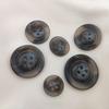Botão de Resina Flor de Bastão Preto Botão Redondo de Quatro Furos Ponto de Bolinhas Casaco Moda Botão de Quatro Furos Padrão Degradê Botão Feminino de Aba Larga