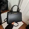 Bolsa de Mão Casual e Elegante Estilo Coreano Nova Tendência 2025 para o Dia a Dia, Bolsa de Ombro Fashion e Simples, Bolsa Quadrada Pequena, Bolsa Transversal