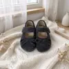 Sapatos de Salto Único para Meninas 2026 Outono/Inverno Novo Bico Redondo Laço Mary Jane Birkenstock Sapatos Baixos de Couro Pequenos para Crianças