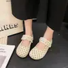 Zapatos planos de estilo francés con lunares y punta fina, zapatos estilo Birkenstock para mujer para uso en exteriores, nueva colección verano y otoño 2026, con suela de plataforma, zapatos Mary Jane retro