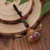 Llavero Colgante de Calabaza con Pez Koi Pintado de Madera de Durazno con Borla de Cuerda Trenzada Hecha a Mano Decoración para Llavero de Bolsa