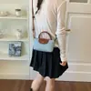 Bolsa de mão de bolinhas da moda, bolsa de ombro de nicho com fecho de fivela para mulheres, moderna, estilosa, fresca, casual, versátil bolsa transversal para ombro